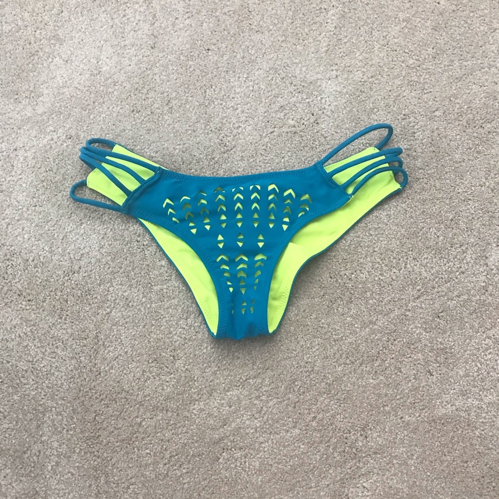 Rip Curl bikini bottoms